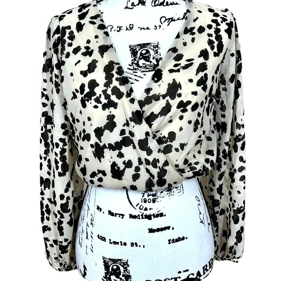 Japna black animal print top tan wrap deep neckline long sleeve blouse size XS - Picture 1 of 10